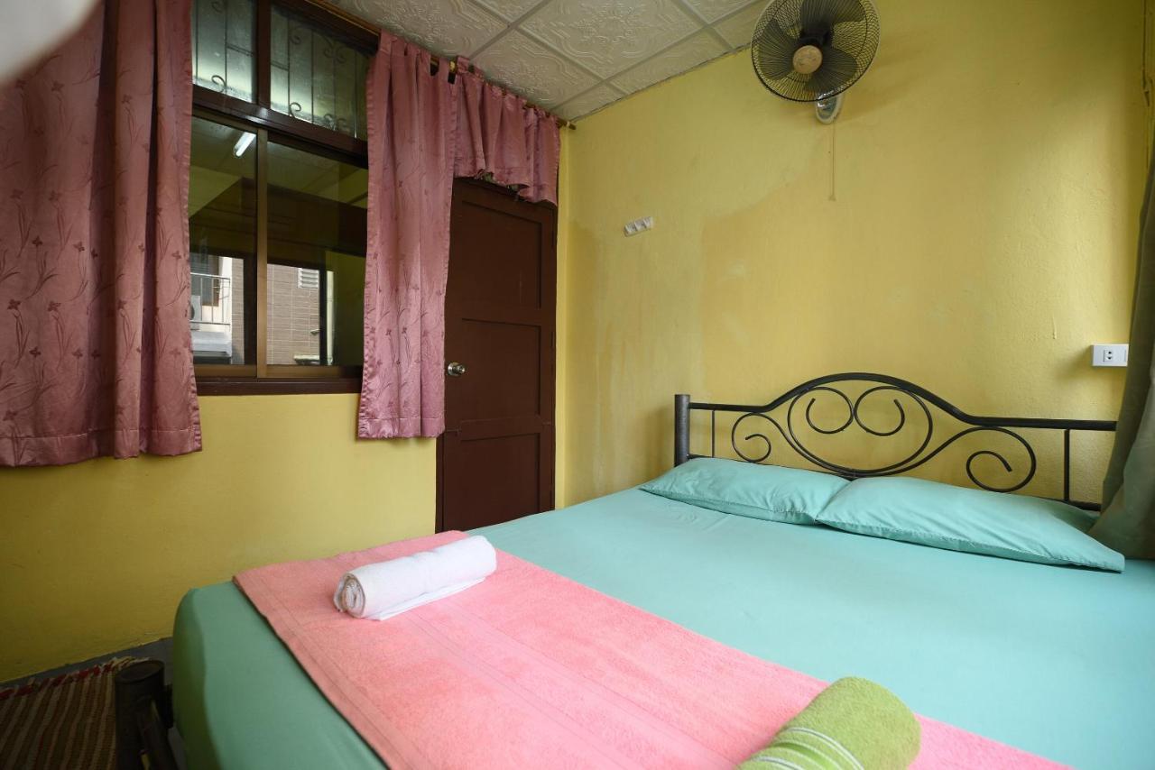 Oyo 938 Place Inn Bangkok Exterior photo